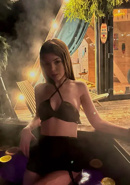 Кристина из Казани, ищу на сайте приятное времяпровождение