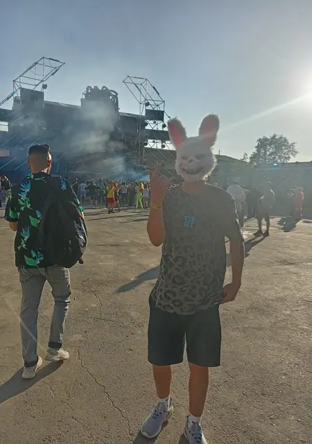 Я Сеня, 30, из Новоуральска, ищу знакомство для приятного времяпровождения