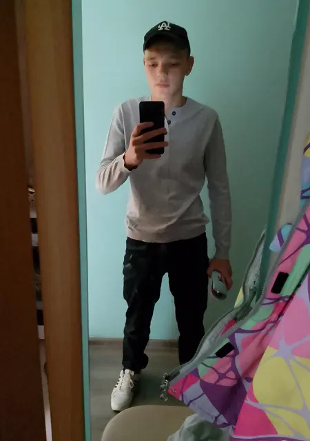 Я Егор, 20, знакомлюсь для общения в Астрахани