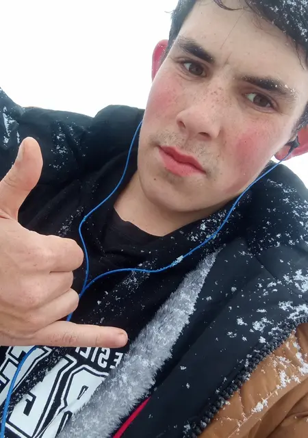 Дмитрий из Курска, мне 21, познакомлюсь для вирта