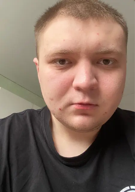 Я Даниил, 21, из Ижевска, ищу знакомство для постоянных отношений