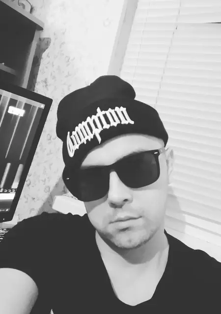 Игорь из Костомукши, ищу на сайте общение