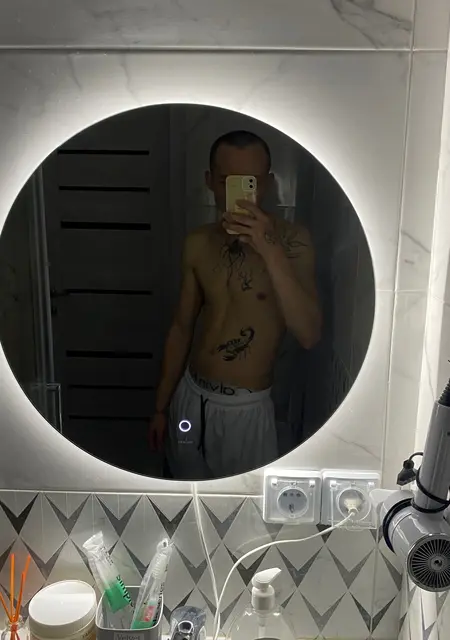 Я Plug, 22, из Гаджиева, ищу знакомство для общения