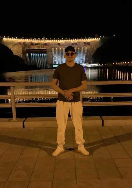 Я Денис, 24, знакомлюсь без обязательств в Абакане