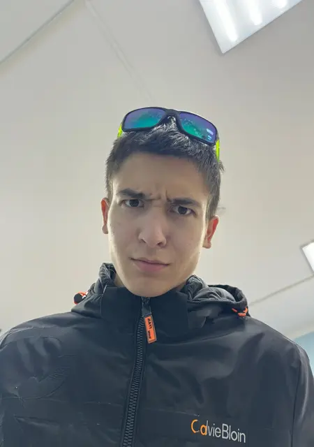 Я Владислав, 19, знакомлюсь без обязательств в Владивостоке