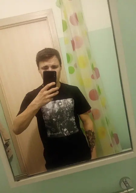 Андрей из Озерска, мне 25, познакомлюсь для постоянных отношений