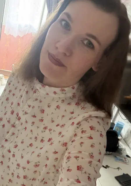 Я Настя, 29, из Екатеринбурга, ищу знакомство для общения