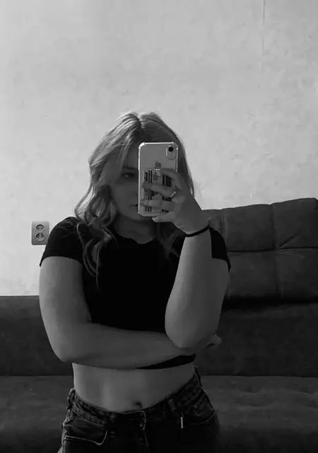 Я Алина, 20, знакомлюсь для приятного времяпровождения в Ярославле