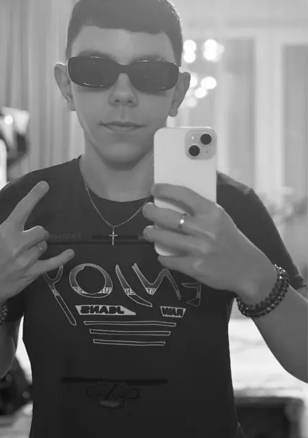 Я Vitalik, 18, знакомлюсь без обязательств в Лыткарине