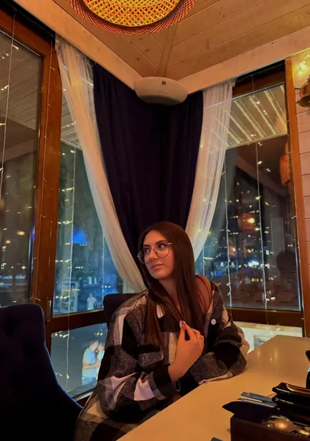 Я Дарья, 20, из Симферополя, ищу знакомство для совместных путешествий