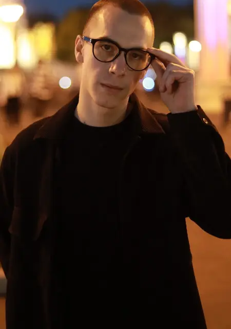 Я Андрей, 25, из Дмитрова, ищу знакомства без обязательств