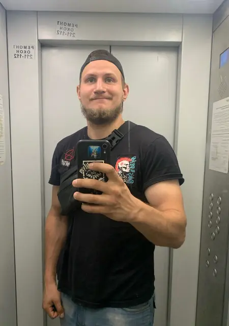 Я Владислав, 27, знакомлюсь для общения в Хабаровске