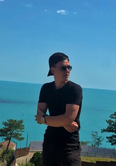 Я Kamil, 24, знакомлюсь без обязательств в Елабуге