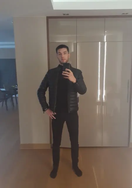 Иван из Минусинска, ищу на сайте знакомства на одну ночь