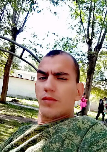 Алексей из Ачинска, мне 34, познакомлюсь на одну ночь