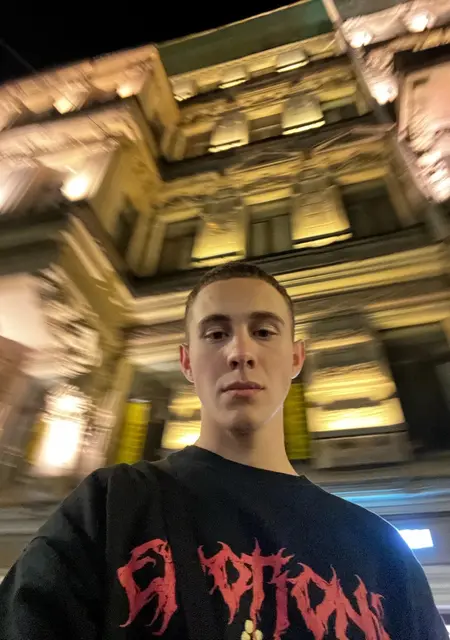 Egor из Мурома, мне 22, познакомлюсь для общения