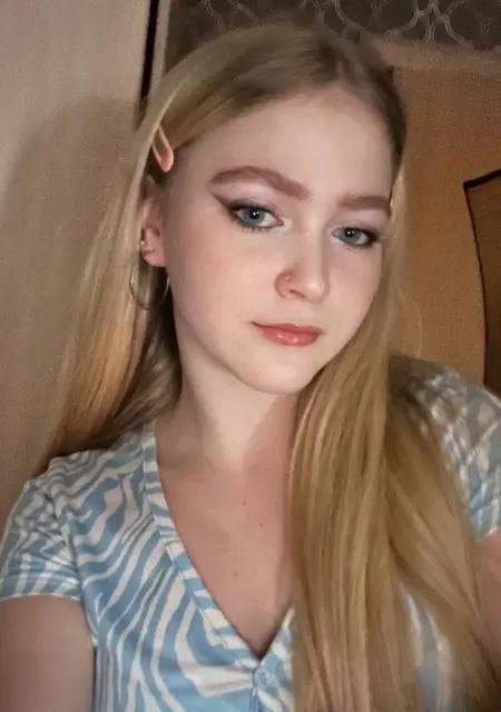 Я Кэтрин, 20, из Ярославля, ищу знакомство для совместных путешествий