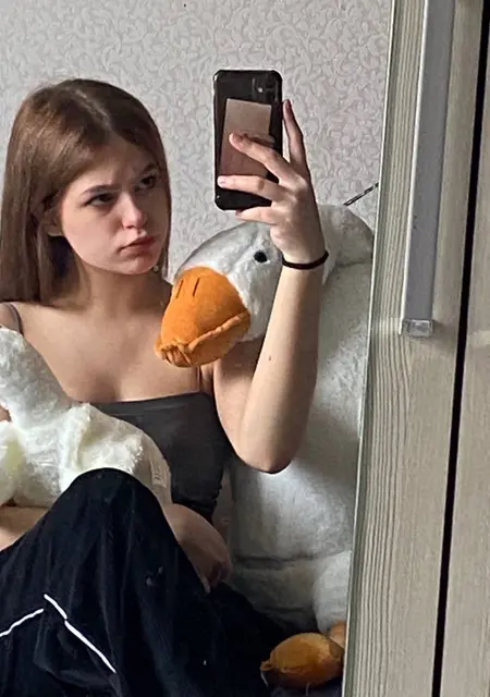 Соня из Альметьевска, ищу на сайте вирта