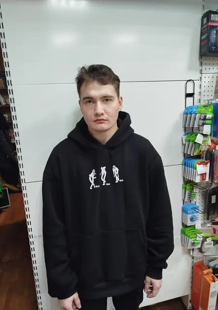 Максим из Курска, ищу на сайте знакомства без обязательств