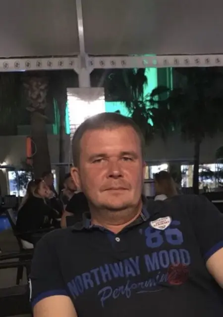 Алексей из Сургута, мне 45, познакомлюсь для приятного времяпровождения