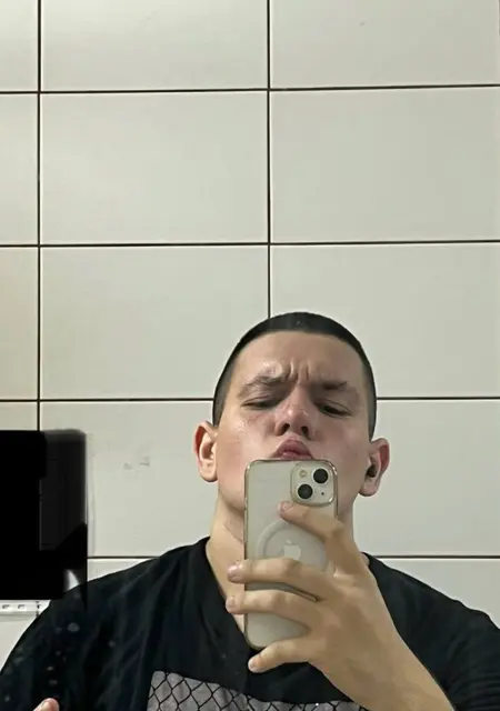 Я Даниил, 21, знакомлюсь для постоянных отношений в Череповце