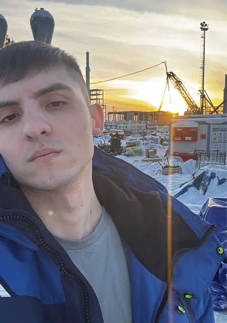 Егор из Тобольска, мне 26, познакомлюсь без обязательств