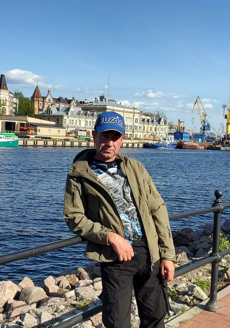 Я Александр, 50, из Челябинска, ищу знакомство для дружбы