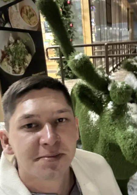 Я Женя, 32, из Ижевска, ищу знакомство для общения
