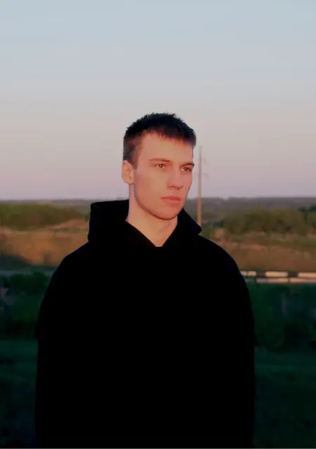 Я Иван, 21, из Мурино, ищу знакомства без обязательств