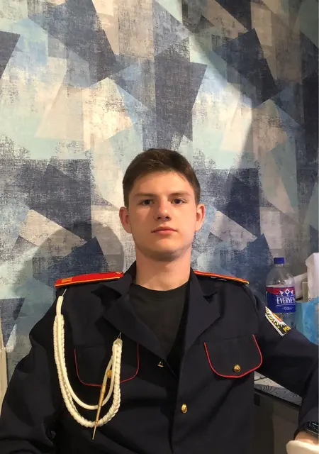 Я Андрей, 80, знакомлюсь без обязательств в Екатеринбурге