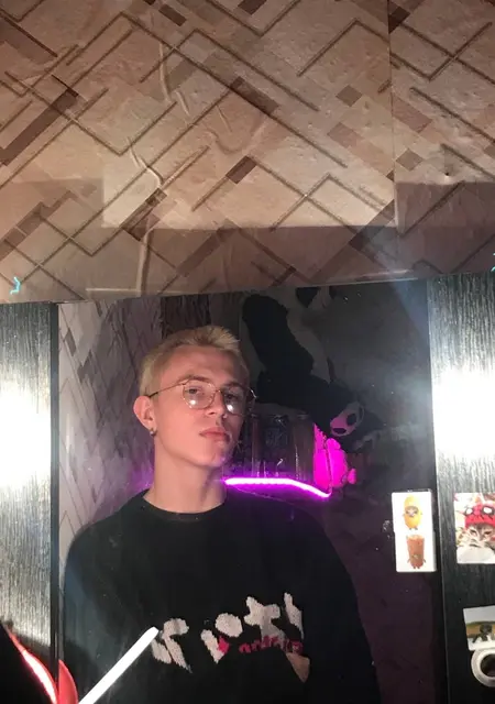 Дмитрий из Смоленска, ищу на сайте дружбу