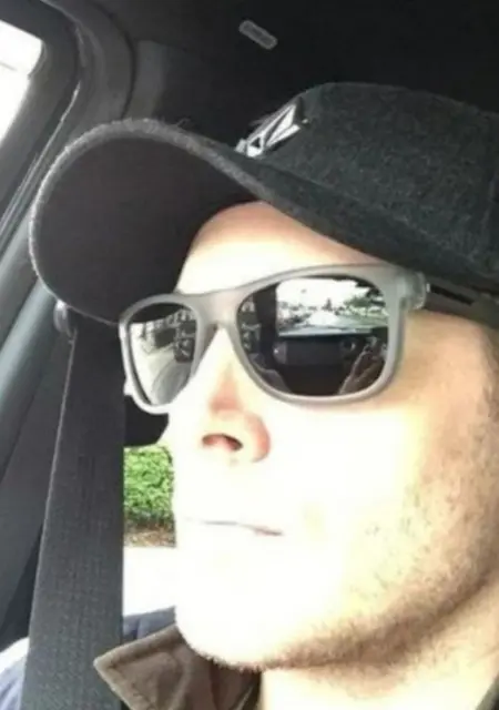 Я Сергей, 32, из Ясного, ищу знакомство для приятного времяпровождения