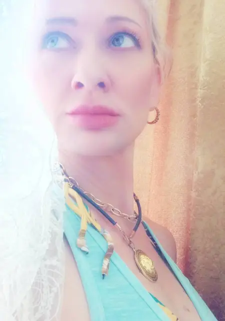 Я Аня, 47, знакомлюсь для общения в Ростове-на-Дону