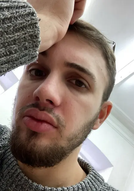 Илья из Оренбурга, мне 26, познакомлюсь для приятного времяпровождения