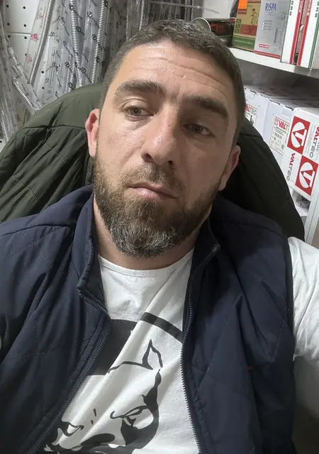 Гранат из Кисловодска, ищу на сайте знакомства без обязательств