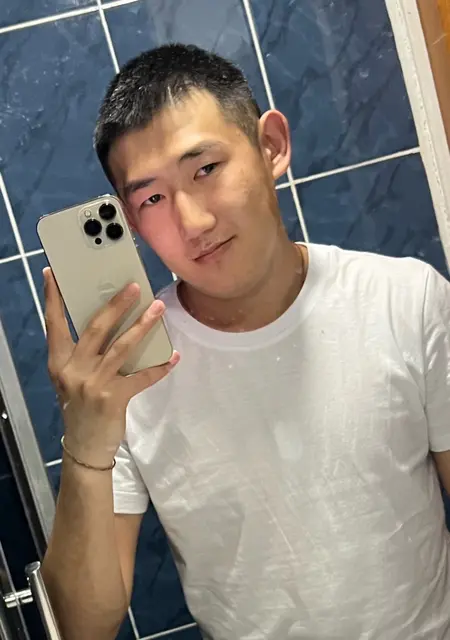 Я Дондок, 19, из Владивостока, ищу знакомства без обязательств