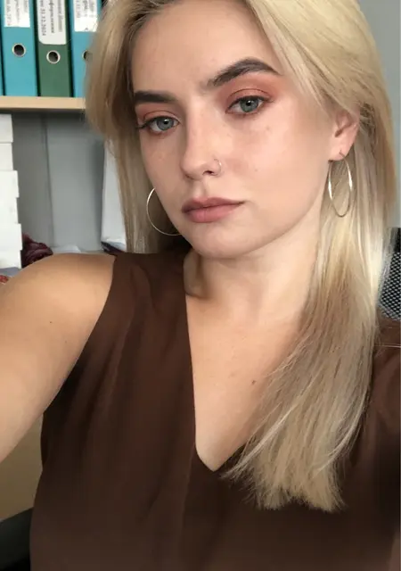 Я Алиса, 25, знакомлюсь для общения в Рязани