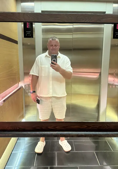 Я Александр, 43, знакомлюсь без обязательств в Москве