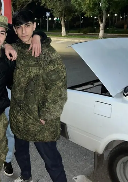 Я Юрий, 19, из Ставрополя, ищу знакомство для общения