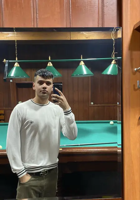 Я Sarvar, 21, из Кемерово, ищу знакомства на одну ночь