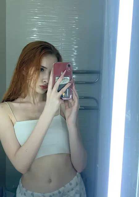 Alisa из Самары, ищу на сайте общение