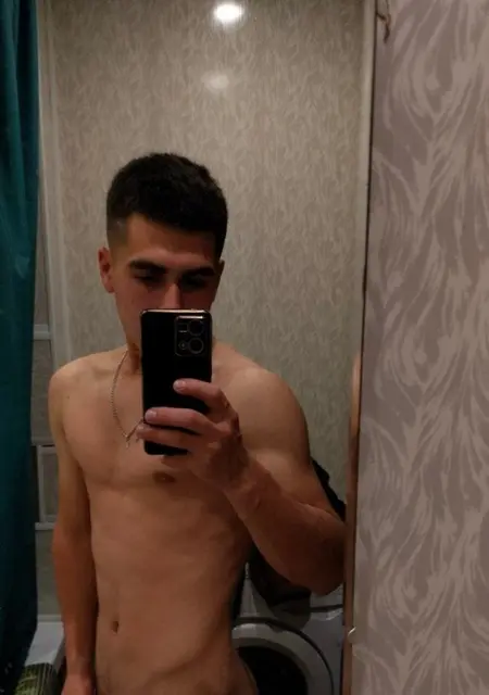 Я Макс, 23, знакомлюсь без обязательств в Лихославле