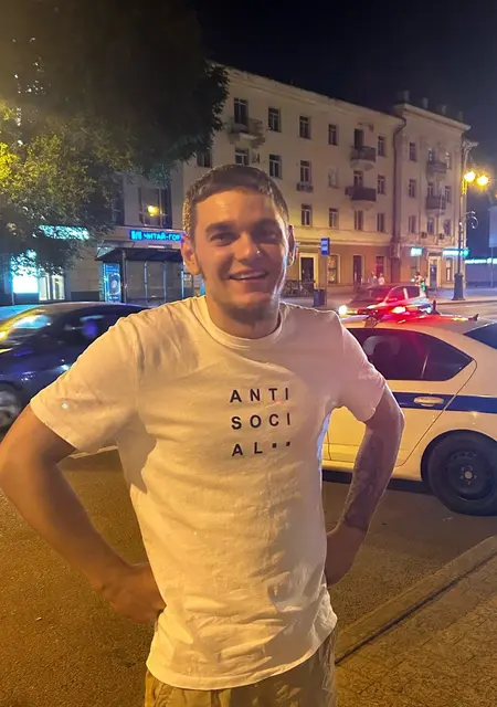 Я Валерий, 26, знакомлюсь без обязательств в Тюмени