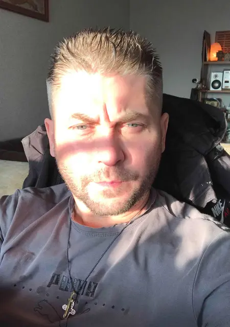 Маратт из Москвы, мне 49, познакомлюсь для открытые отношения