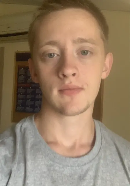Я Alexandr, 23, знакомлюсь для открытые отношения в Барнауле