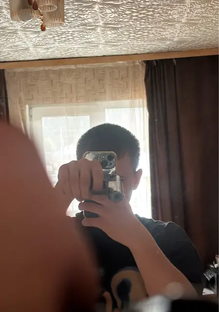 Я Артем, 19, знакомлюсь для общения в Селенгинске