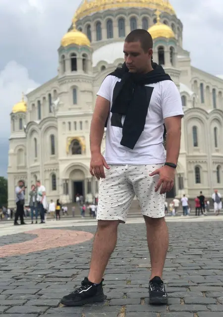 Я Евгений, 28, знакомлюсь без обязательств в Темрюке