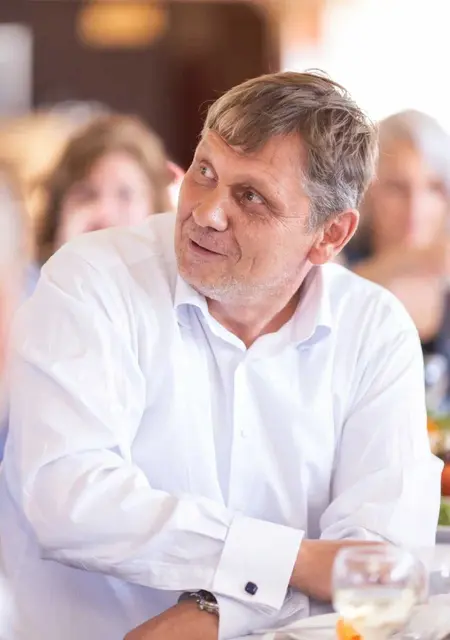 Евгений из Одинцова, мне 51, познакомлюсь для постоянных отношений