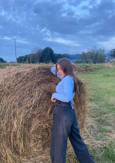 Я Ростислава, 20, из Магнитогорска, ищу знакомство для вирта