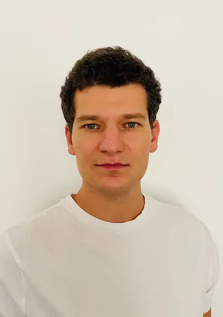 Дмитрий из Владивостока, ищу на сайте открытые отношения